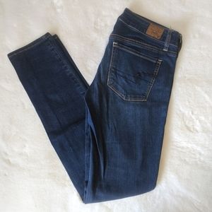 American Eagle skinny jeans
